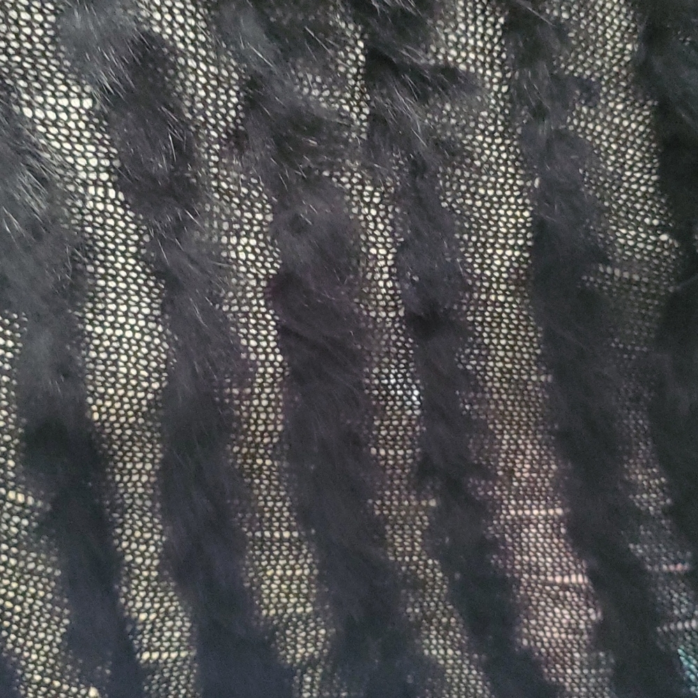 Metric Knits Black Rabbit Fur Sweater Vest Size S - Picture 6 of 6